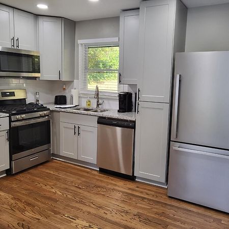 Rare Find! Private Heated Pool & Spa - Entire Home Near Atl City Center Атланта Экстерьер фото