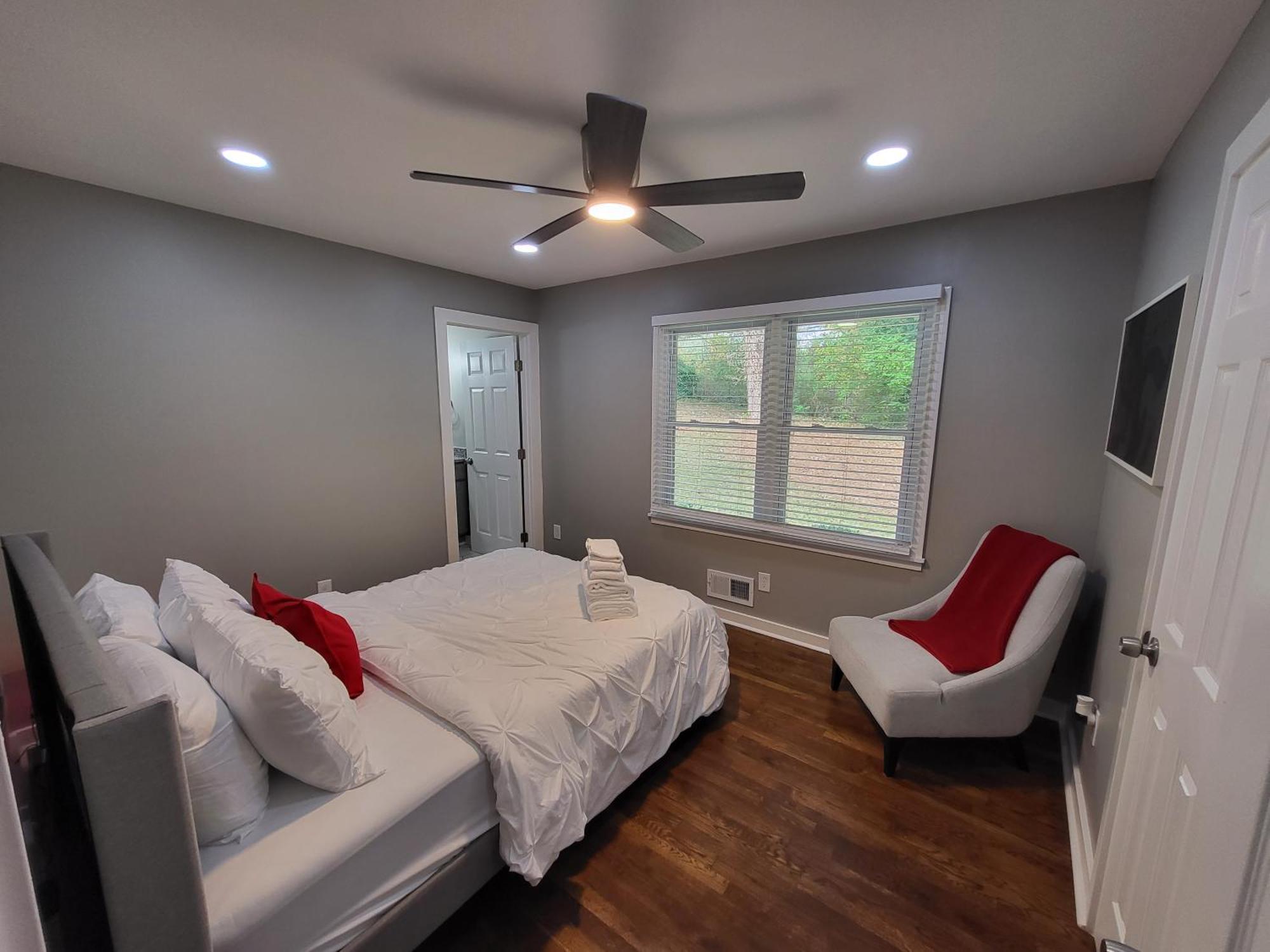 Rare Find! Private Heated Pool & Spa - Entire Home Near Atl City Center Атланта Экстерьер фото